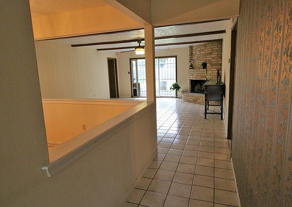 1st image of 3406 Black Locust Dr