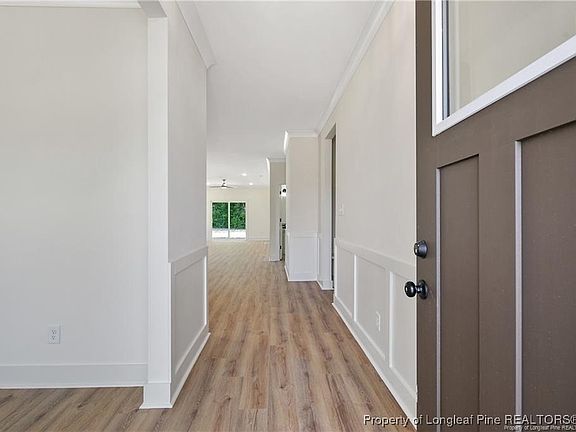 5th image of 4921 High Branch Ct