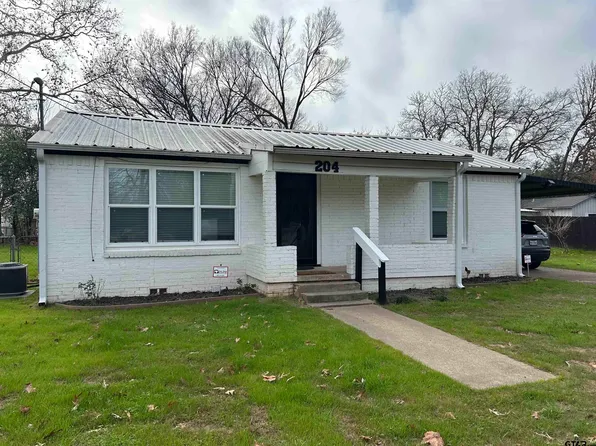 204 W North St, Lindale, TX 75771