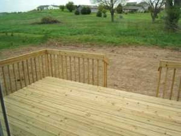 3rd image of 615 Creeks Edge Dr