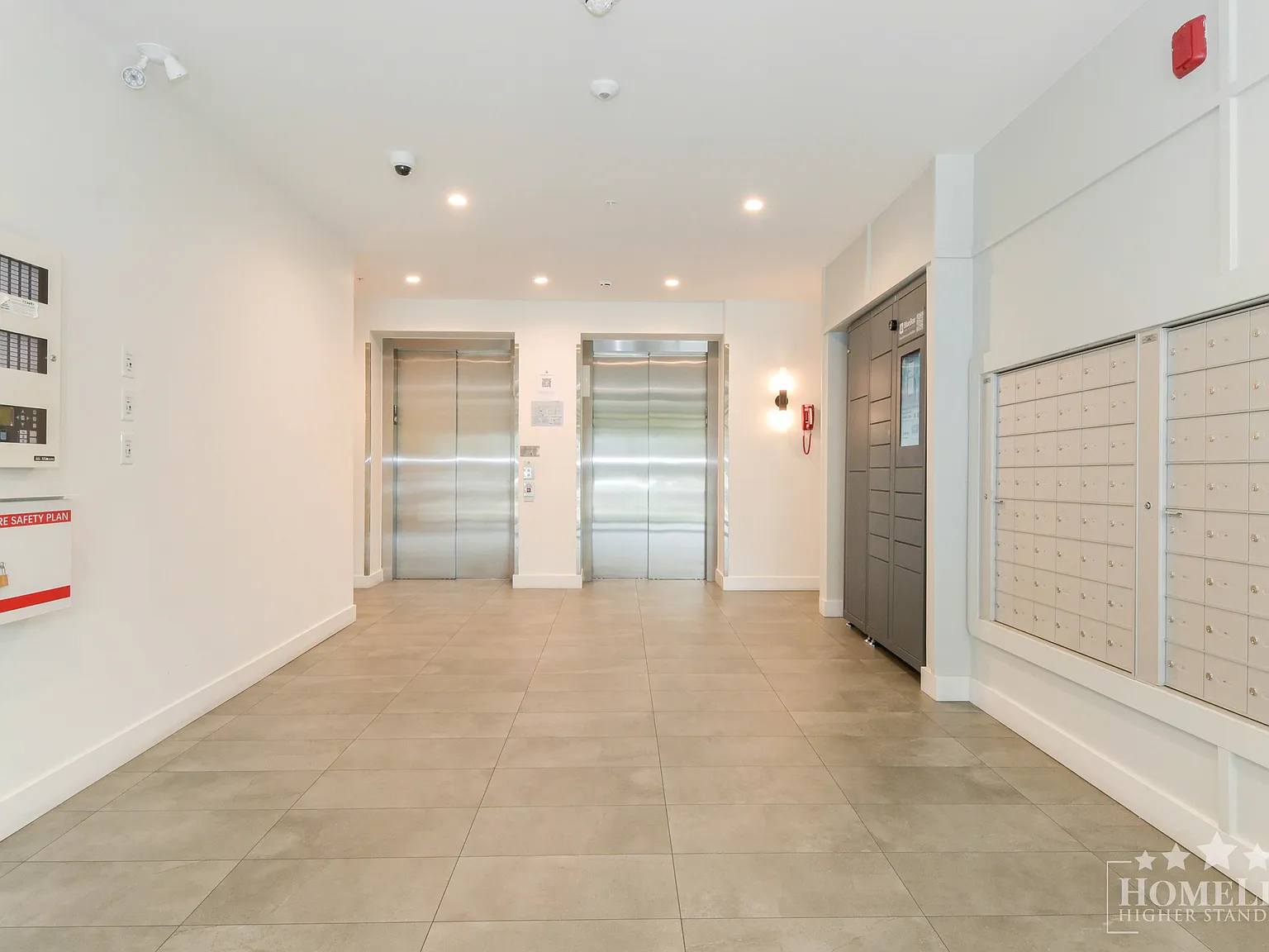 13777 75A Ave Surrey — Photo 3