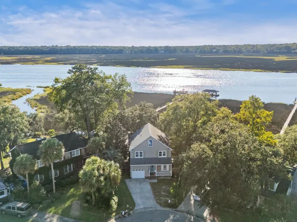 5703 Saint Angela Dr, North Charleston, SC 29418