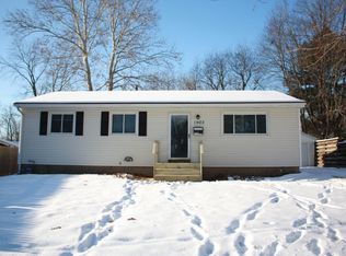 1903 E Country Squire Dr, Urbana, IL