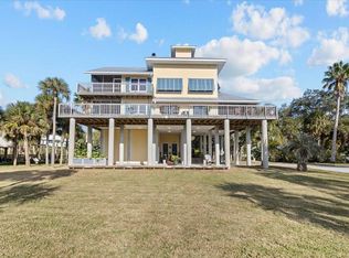 16351 Whiddon Ave, Cedar Key, FL 32625