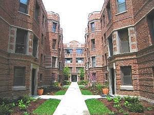 2nd image of 1656 W Farwell Ave APT 3H