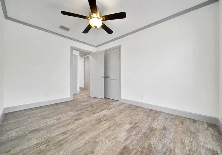 10042 Briar Forest Dr — Photo 40