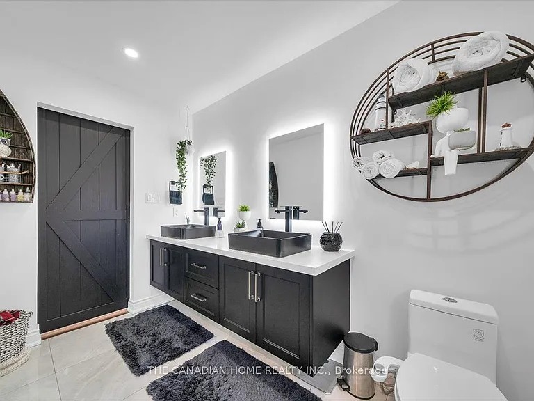 33 Denali Cres — Photo 30
