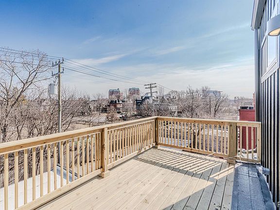 4th image of 4130 Trumbull St #6