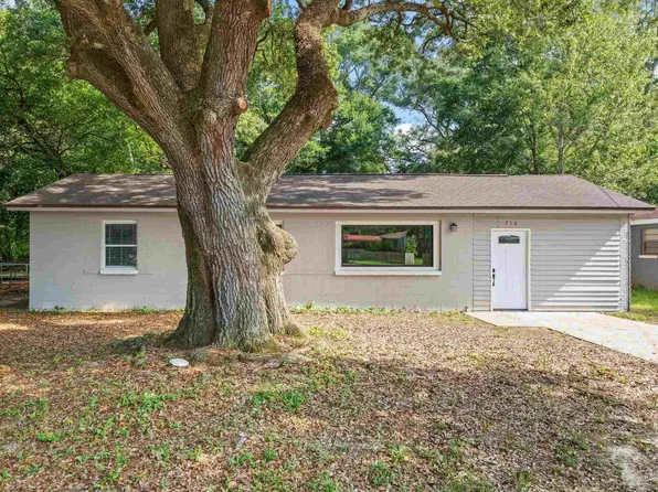 716 E Montclair Rd, Pensacola, FL 32505