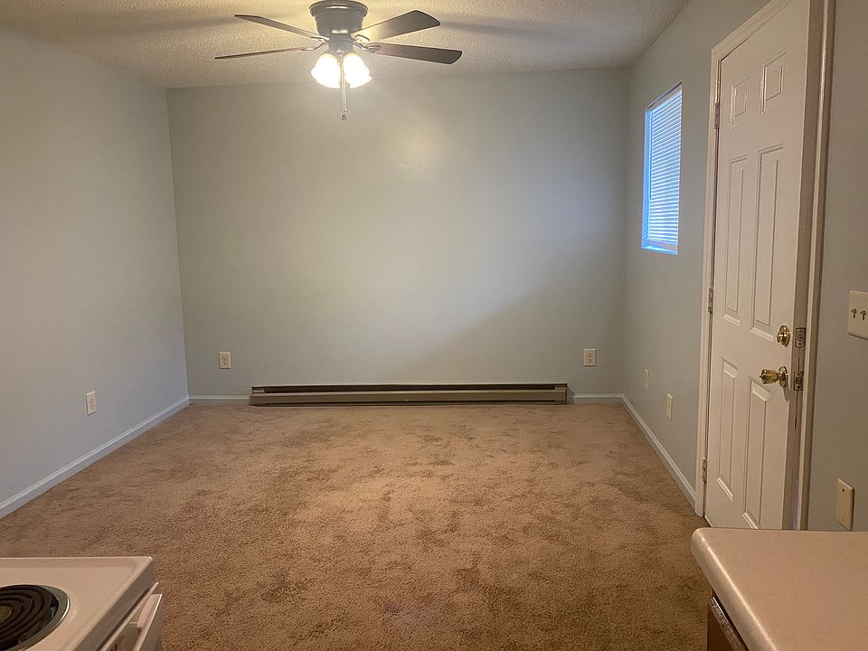 Living room_09042022