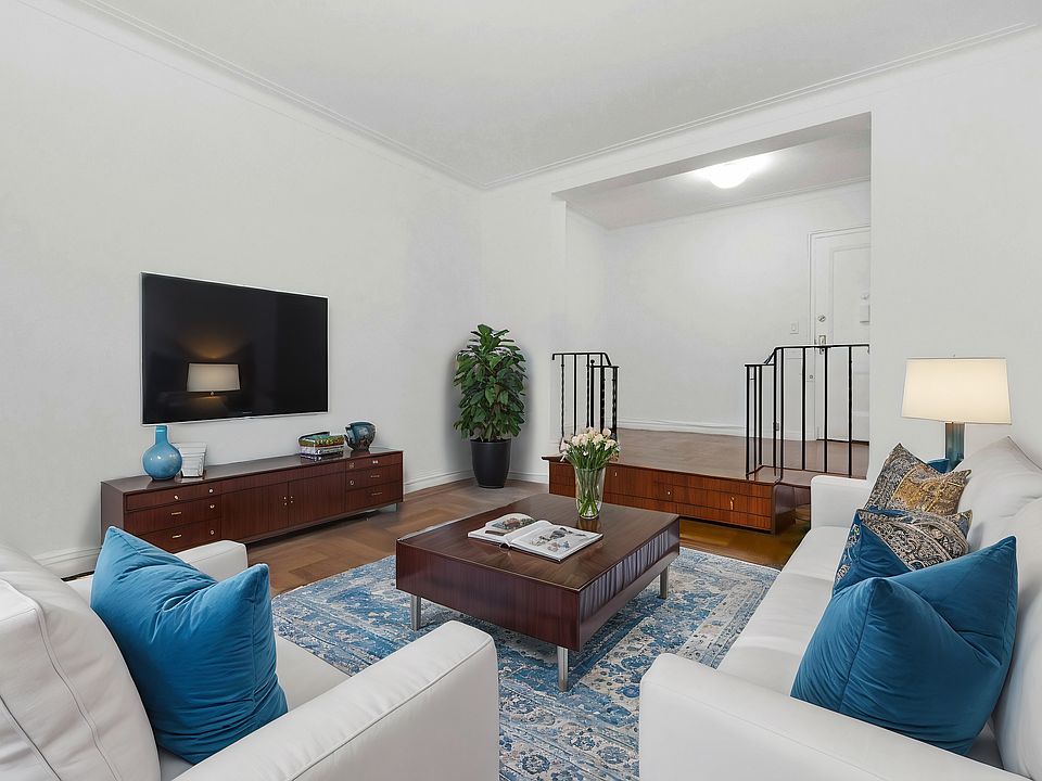 1st image of 210 Martine Ave #F-3