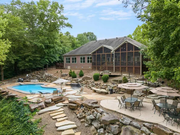 259 Riverview Rd, Searcy, AR 72143