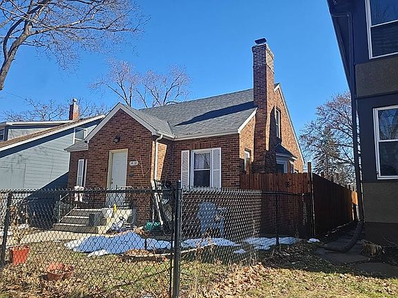 5th image of 3438 Oliver Ave N