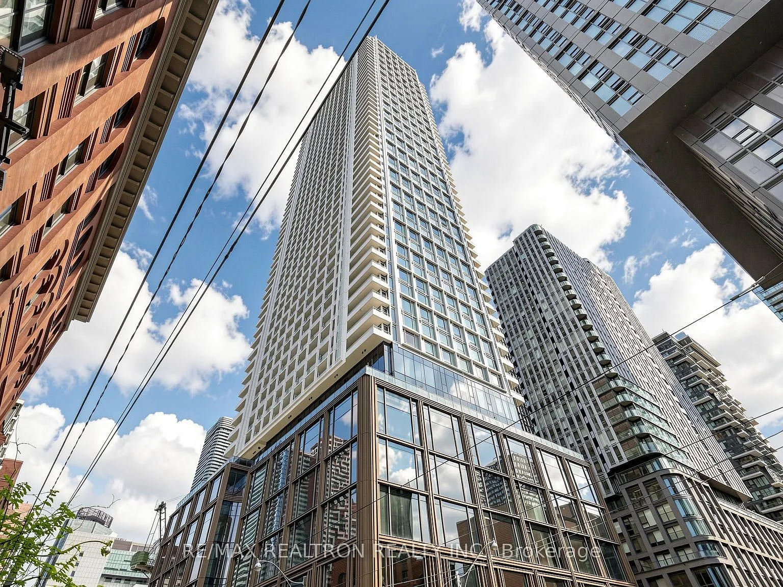 2 bed, $2,899 — Photo 1