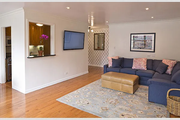 Sold by Stribling | media 16