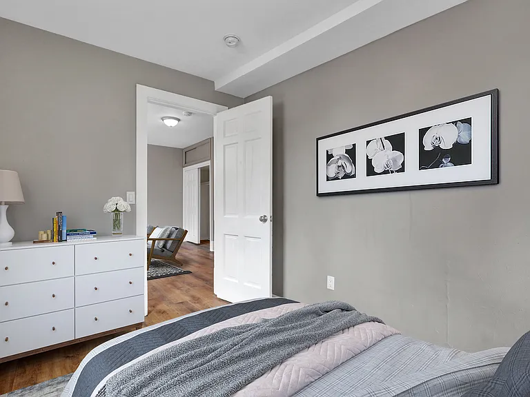 818 Vine St #3 — Photo 8