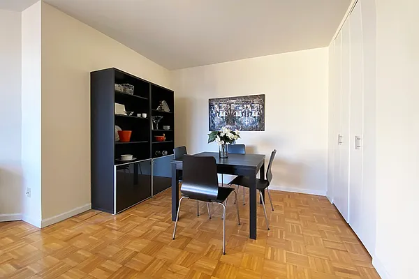 Sold by Corcoran | media 6