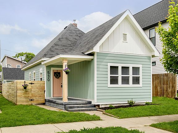 2nd image of 530 E Minnesota St