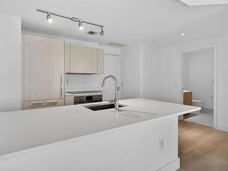 501 NE 31st St #3305 — Photo 12