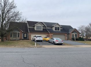 2660 Stagecoach Ln, Lancaster, PA