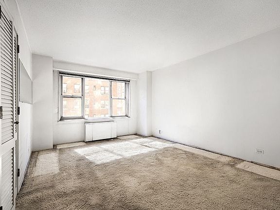 4th image of 273 Lexington Ave #6A