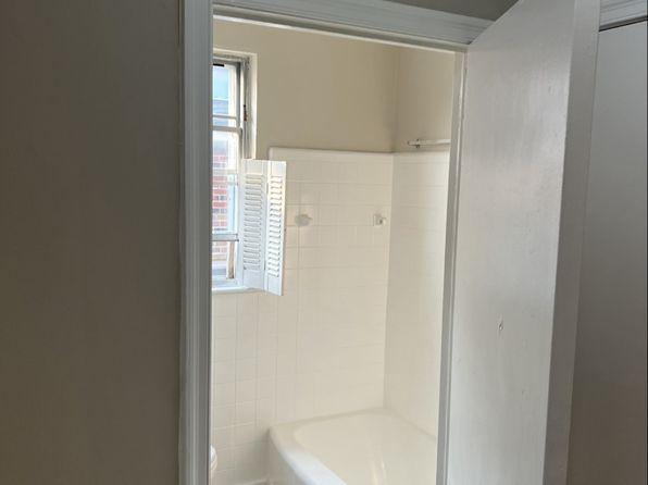 8314 Pickering Ave Floor 2