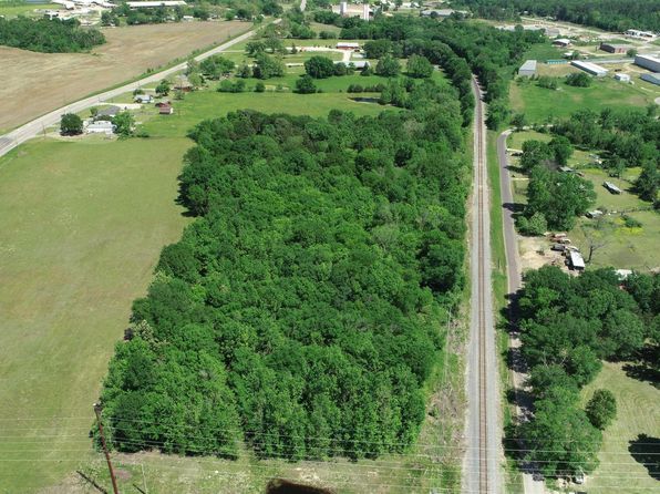 E Broadway St, Winnsboro, TX 75494