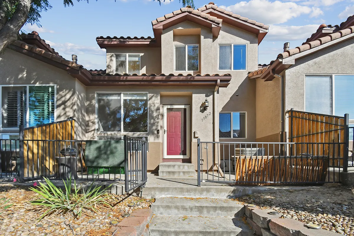 Building Photo - 13872 E Stanford Pl