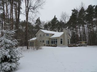 11126 Crego Rd, Akron, NY 14001