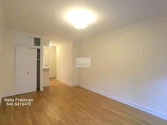 Rented by Manhattan Connection