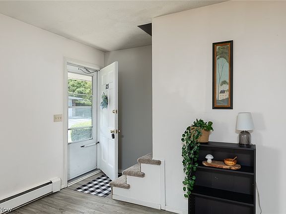 2nd image of 7191 Hart St APT 123