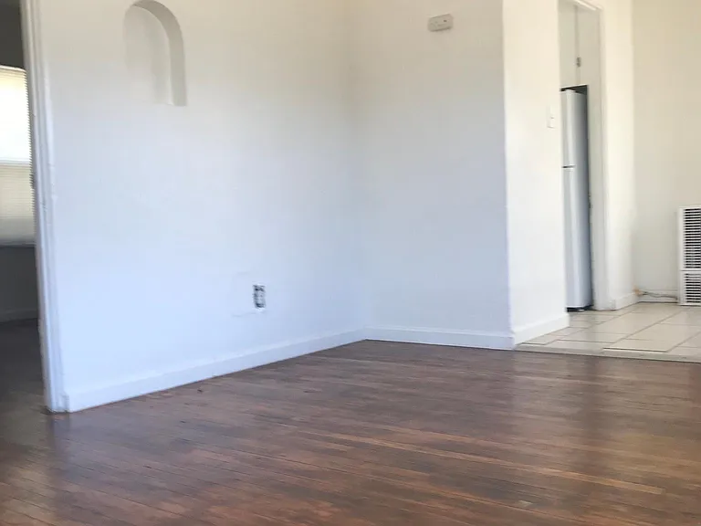 2075 Harrison Ave — Photo 5