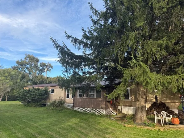 216 Lakeview Cir, Valencia, PA 16059