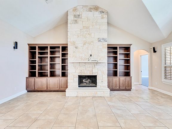 4th image of 5709 Kempson Dr