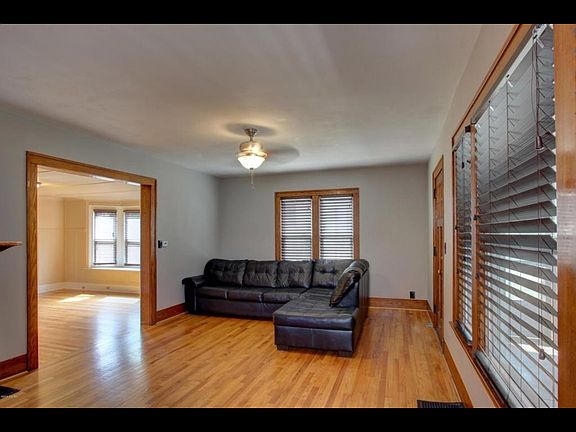 5th image of 444 Leonard St NE