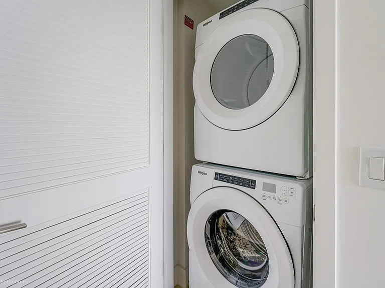 Washer/Dryer