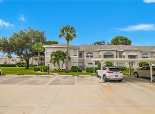 13061 Hamilton Harbour Dr APT R1, Naples, FL 34110