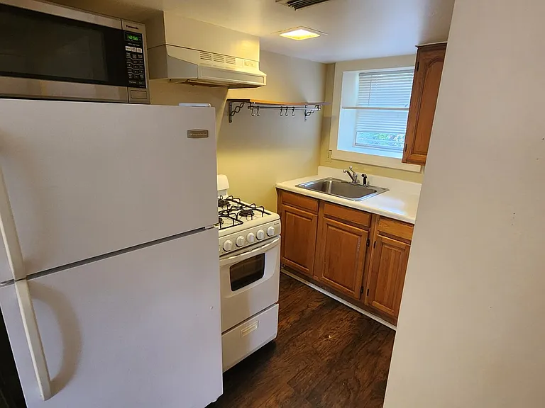 2831 Pearl St #2 — Photo 6