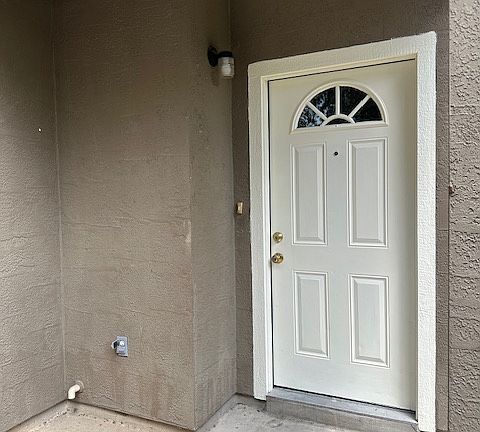 2nd image of 7806 Kingsbury Way Unit 1