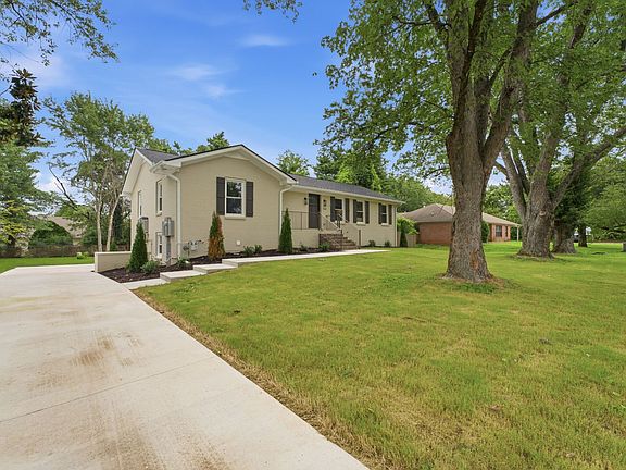 4th image of 510 Iris Ave