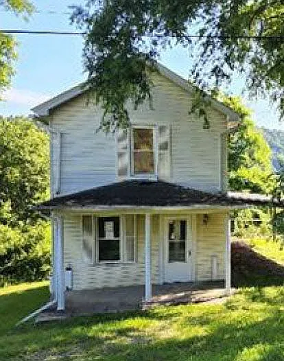 433 1st Ave photo 1