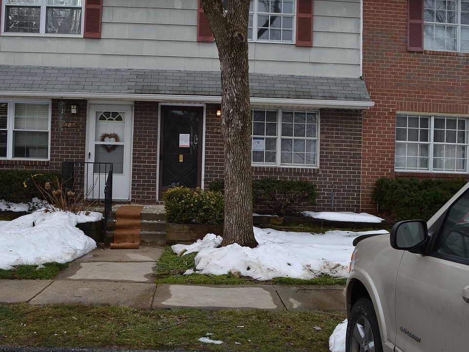 1st image of 8405 Norwood Dr