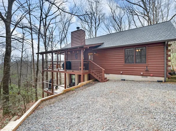 173 Mountain Laurel Ln, Ellijay, GA 30536