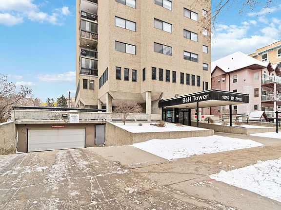 3rd image of 10155 114th St NW #402