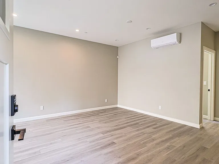 5261 Harmony Ave — Photo 19