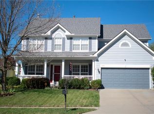 1528 Glen Brook Ln, Liberty, MO 64068