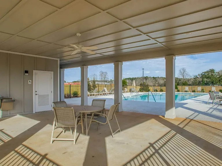 333 Callie Dr — Photo 12