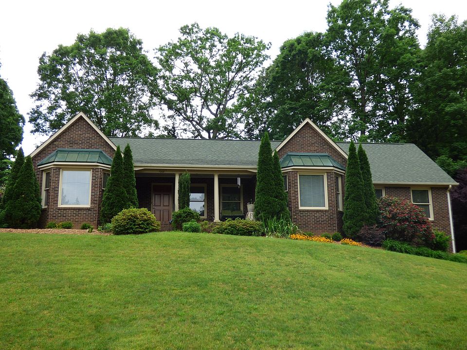 1st image of 1002 Harmony Dr