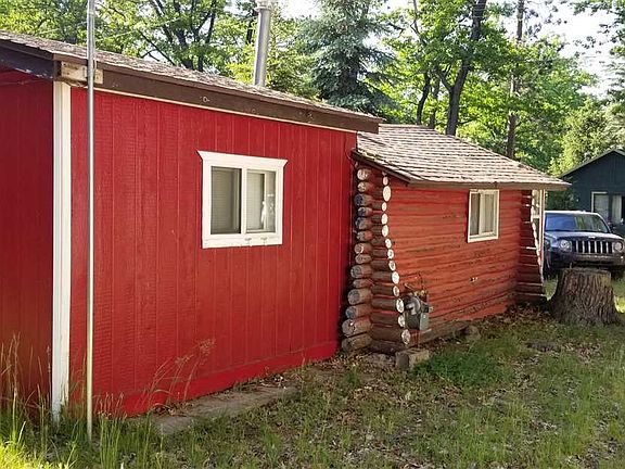 3rd image of 120 Pine St