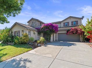 1400 Cliff Swallow Dr, Patterson, CA 95363